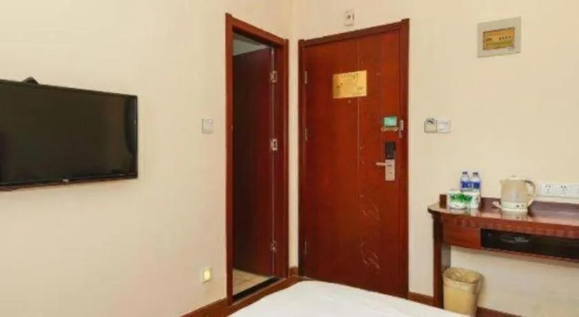 GreenTree Inn Suzhou Wujiang Zhenze Town Zhennan Road Express Hotel