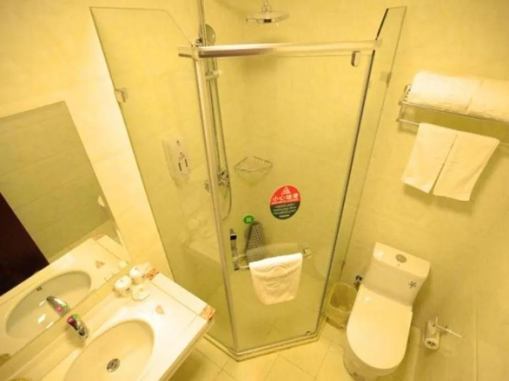 GreenTree Inn Suzhou Wujiang Zhenze Town Zhennan Road Express Hotel