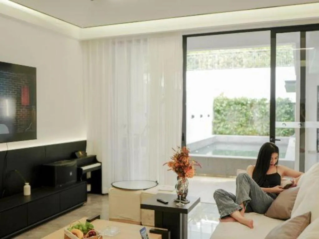 Island Skylight Resort