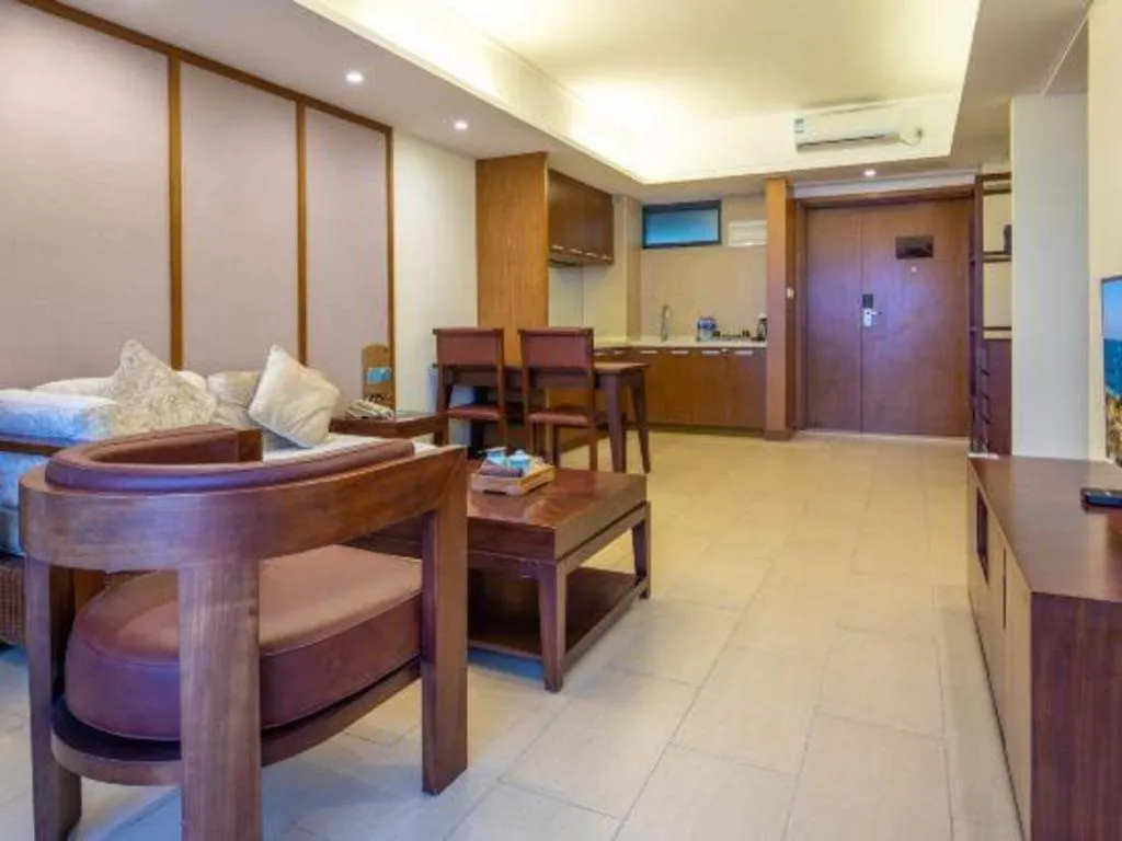 Island Skylight Resort