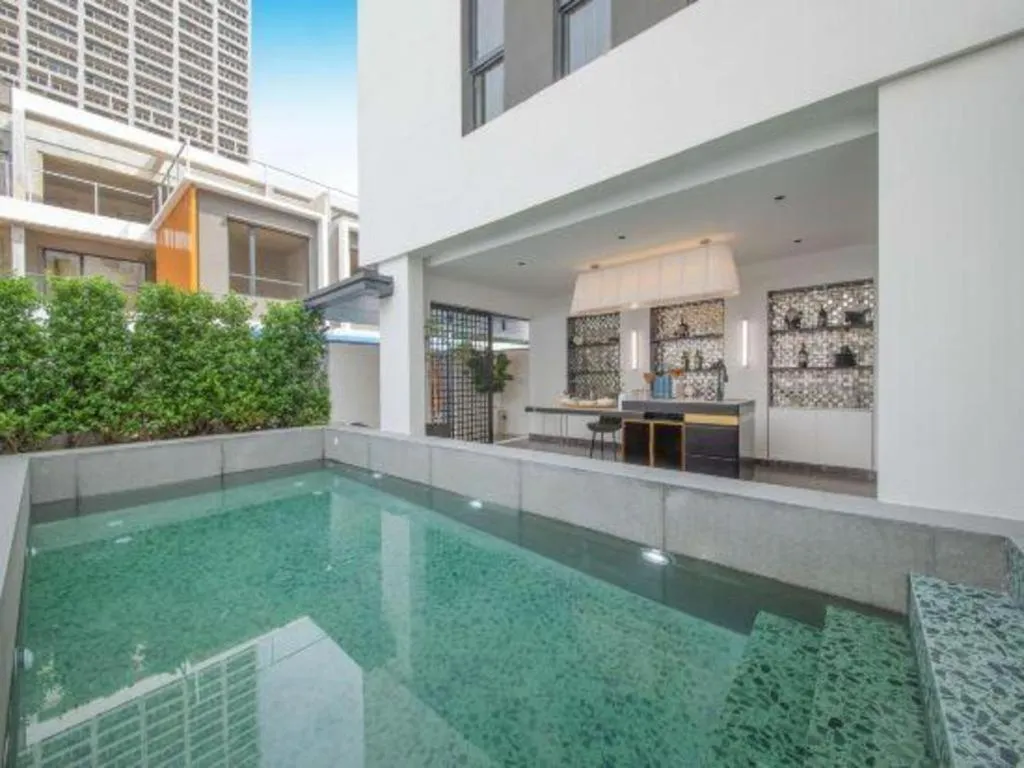 Island Skylight Resort