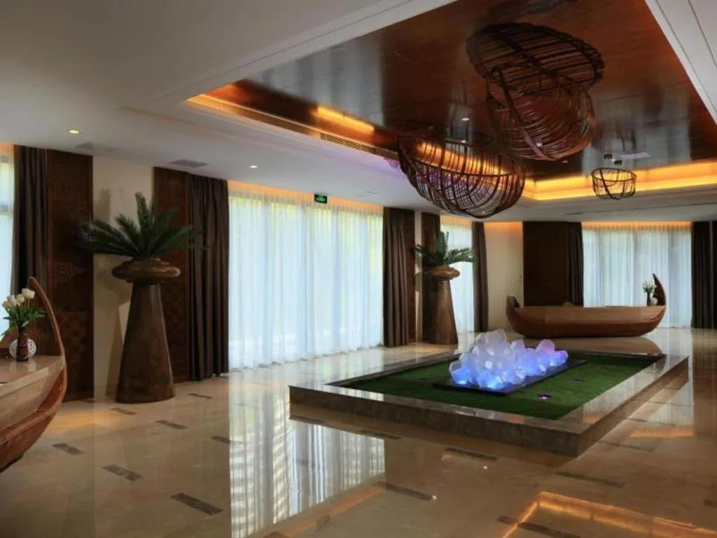 Island Skylight Resort