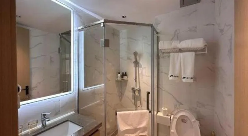 Island Skylight Resort