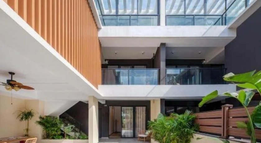 Island Skylight Resort