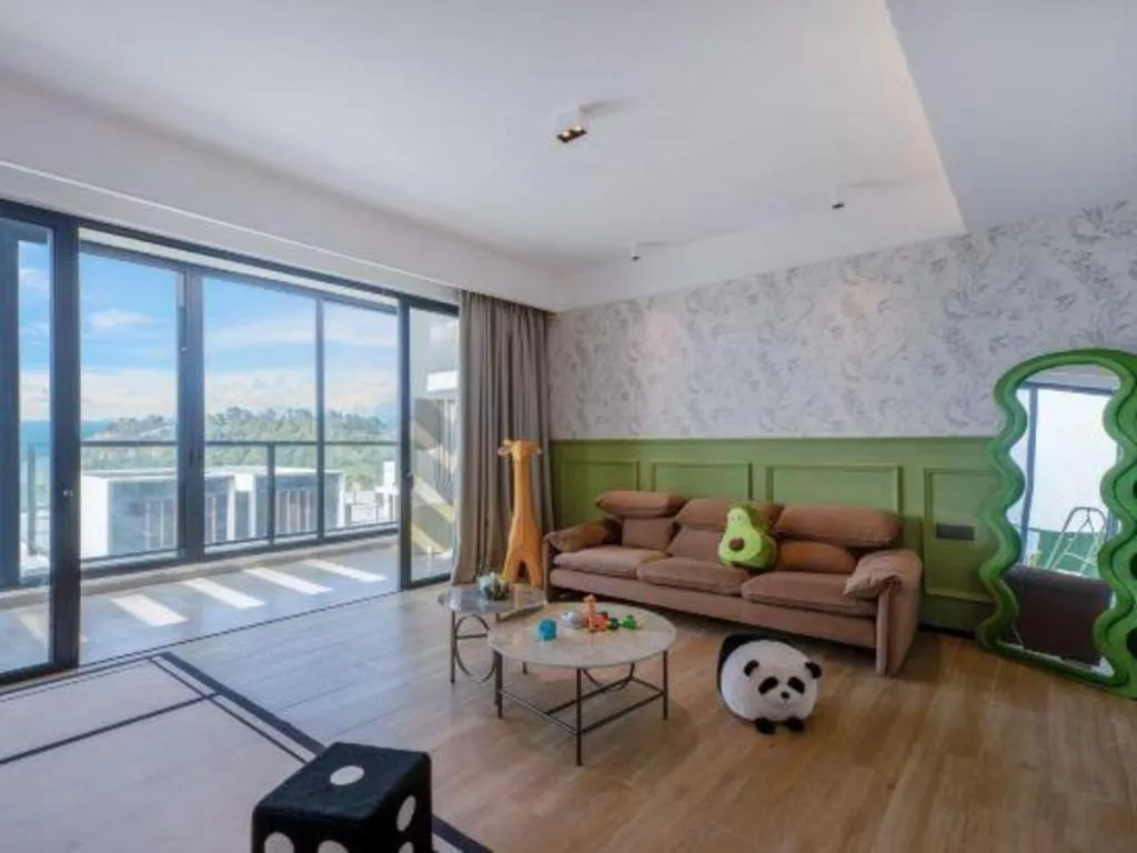 Island Skylight Resort