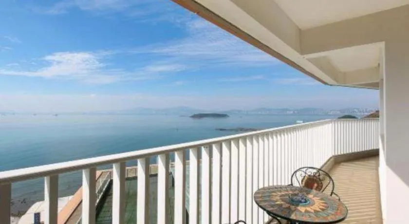 Island Skylight Resort