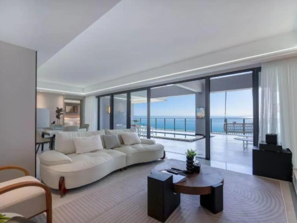 Island Skylight Resort