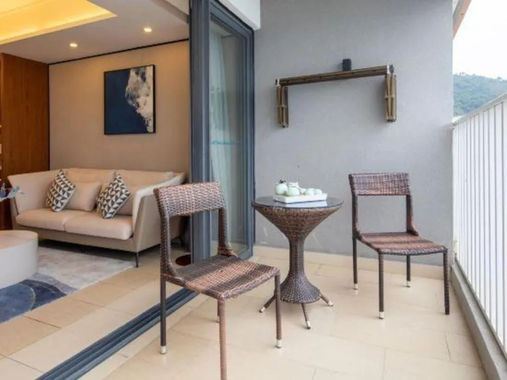 Island Skylight Resort