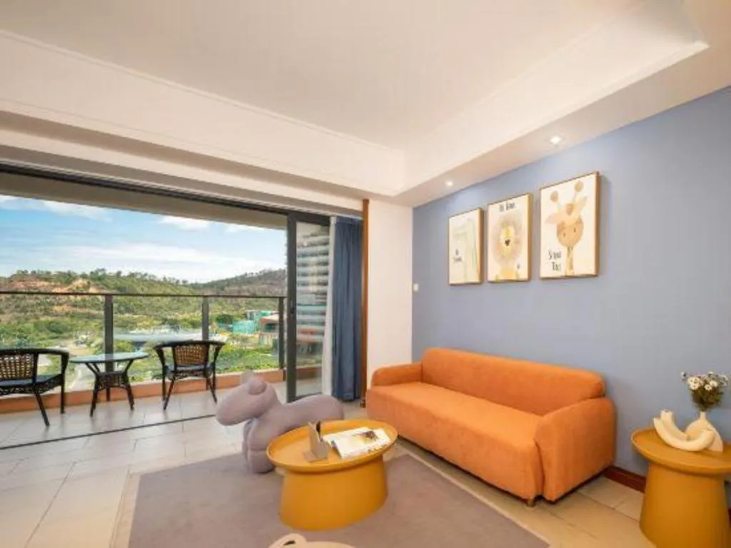 Island Skylight Resort