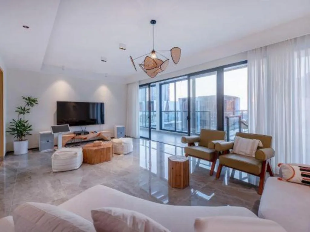 Island Skylight Resort