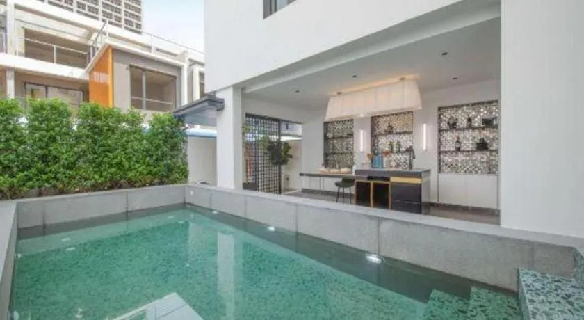 Island Skylight Resort