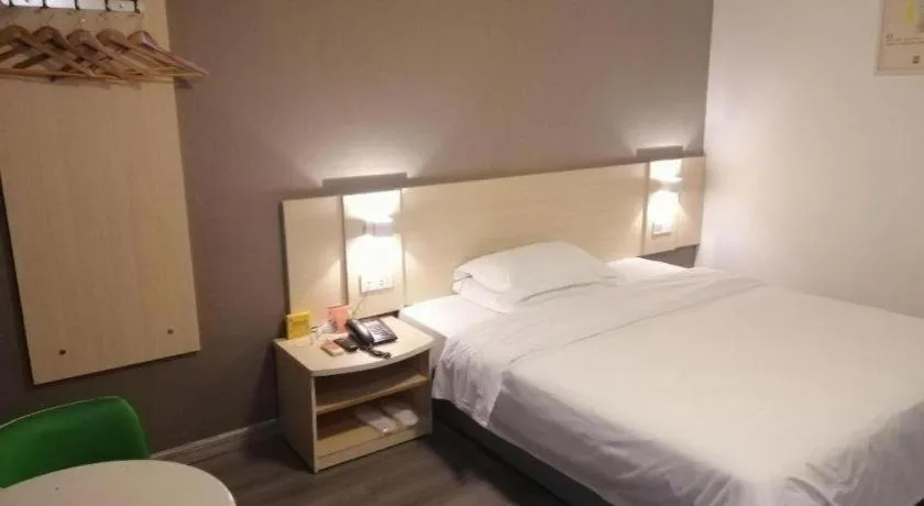Bed in 7 Days Inn Ningbo Xiangshan Renmin Plaza Branch