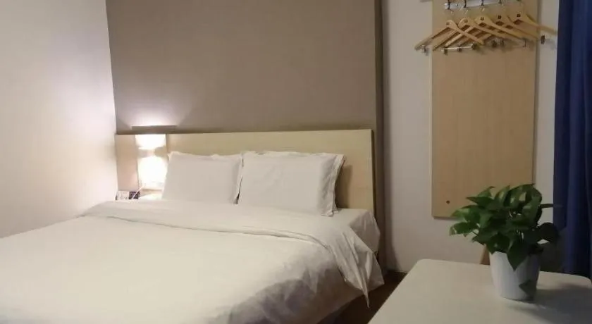 Bed in 7 Days Inn Ningbo Xiangshan Renmin Plaza Branch