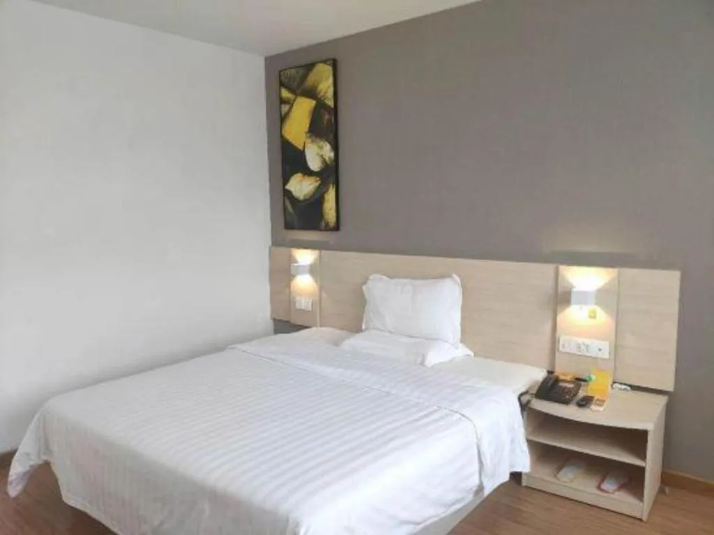 Bed in 7 Days Inn Ningbo Xiangshan Renmin Plaza Branch