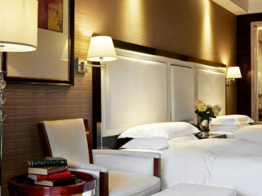 Bed in Country Garden Phoenix Hotel Yangshan