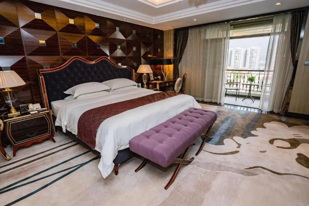 Bed in Country Garden Phoenix Hotel Yangshan