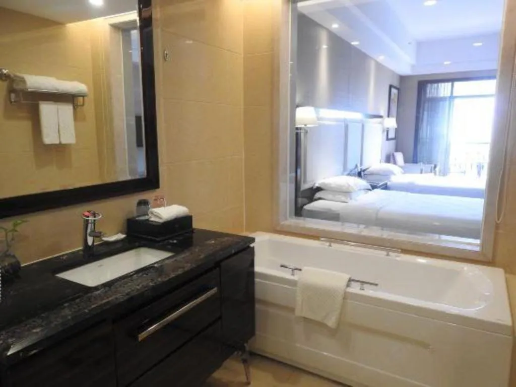 Bed in Country Garden Phoenix Hotel Yangshan