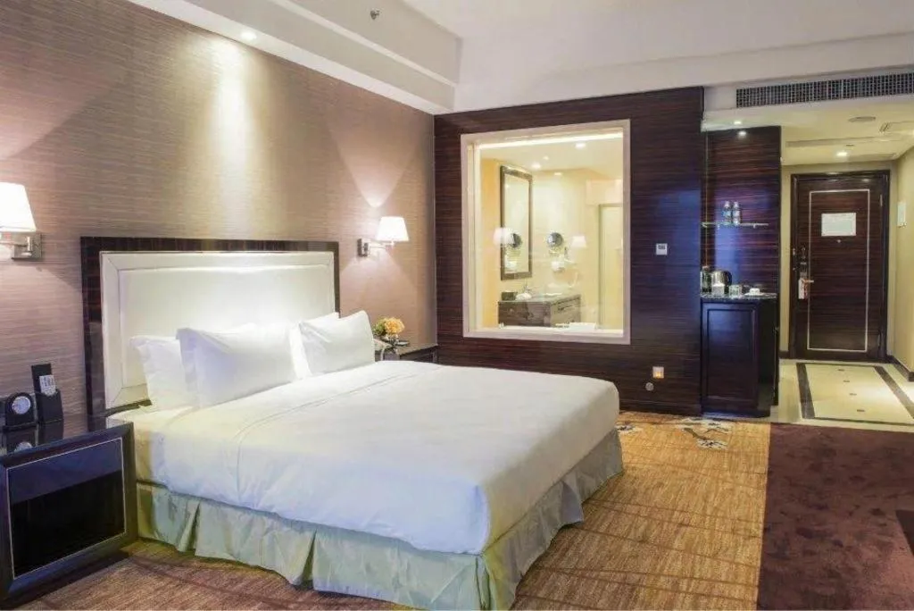Bed in Country Garden Phoenix Hotel Yangshan