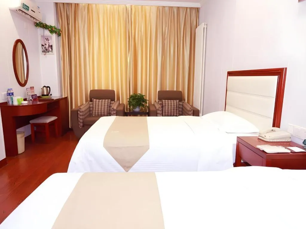 Bed in GreenTree Inn Yinchuan Pedestrian Street East Liqun Street Express Hotel