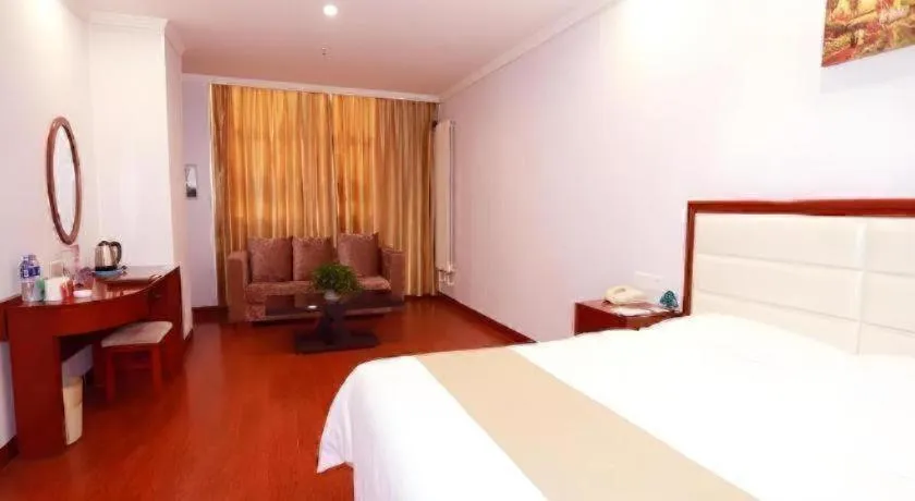 Bed in GreenTree Inn Yinchuan Pedestrian Street East Liqun Street Express Hotel