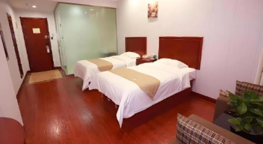 Bed in GreenTree Inn Yinchuan Pedestrian Street East Liqun Street Express Hotel