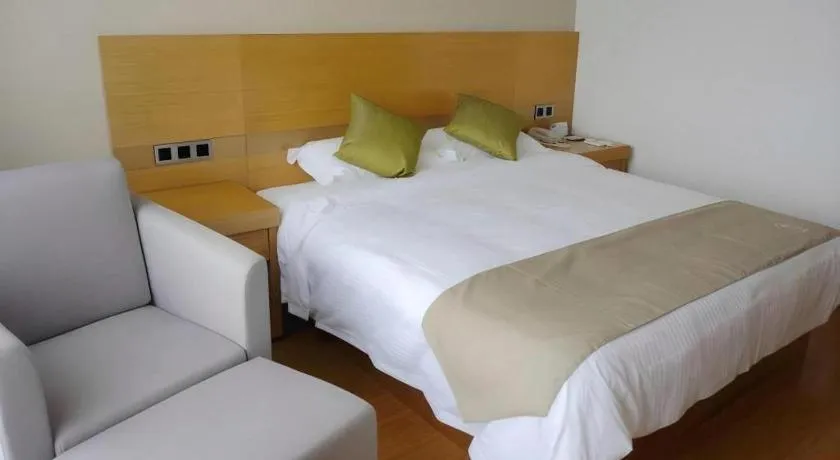 Bed in GreenTree Inn Suzhou Changshu North Haiyu Road Changhui Square Express Hotel