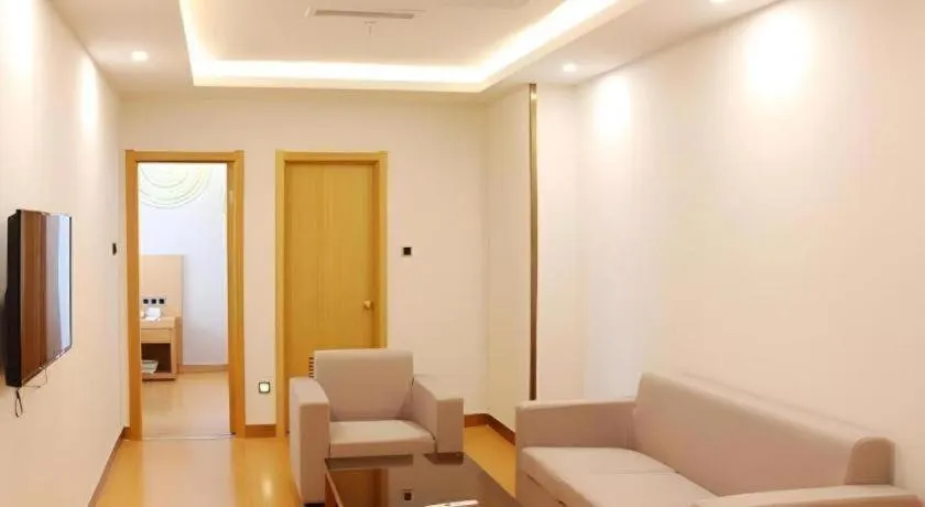 GreenTree Inn Suzhou Changshu North Haiyu Road Changhui Square Express Hotel