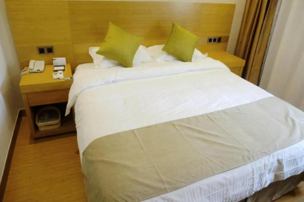Bed in GreenTree Inn Suzhou Changshu North Haiyu Road Changhui Square Express Hotel