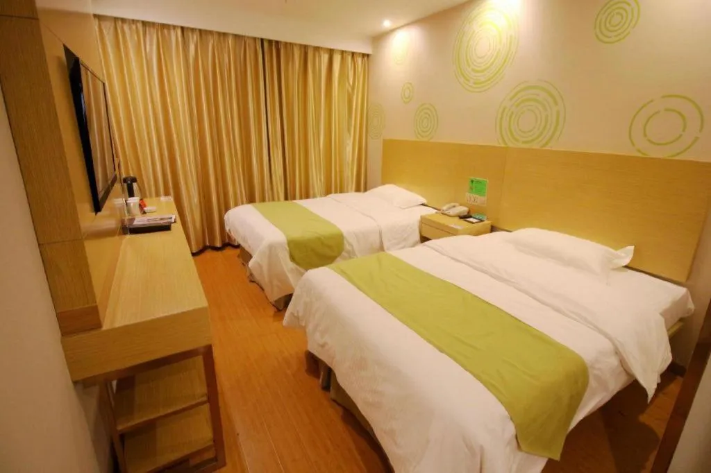 Bed in GreenTree Inn Suzhou Changshu North Haiyu Road Changhui Square Express Hotel