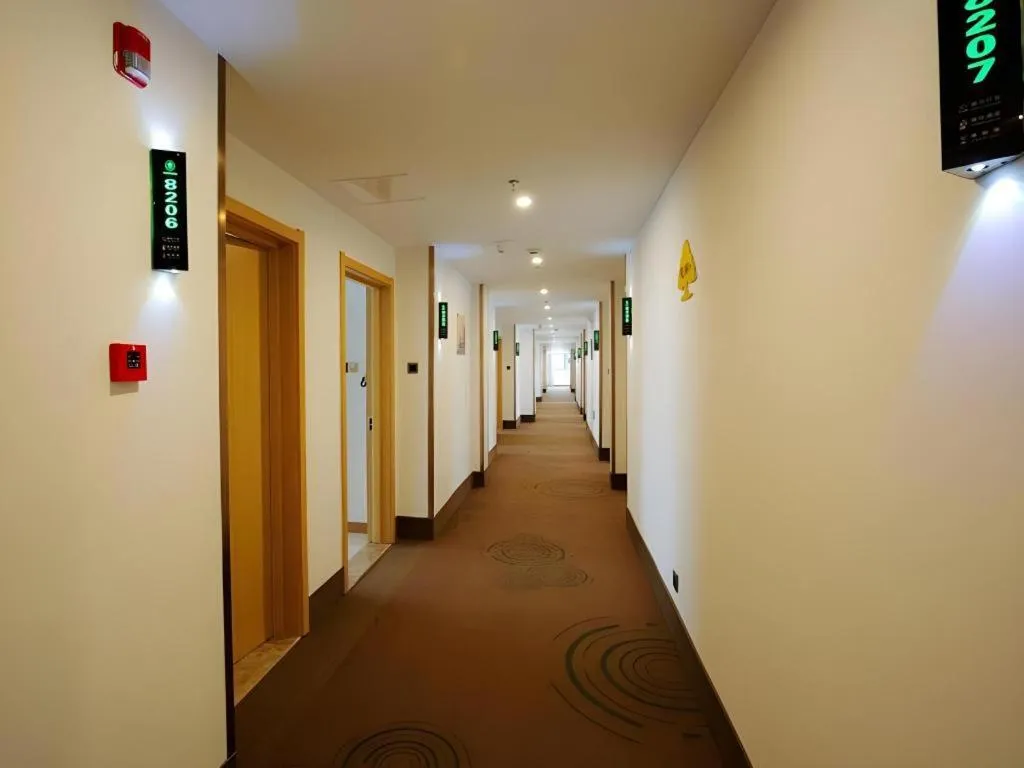 GreenTree Inn Suzhou Changshu North Haiyu Road Changhui Square Express Hotel