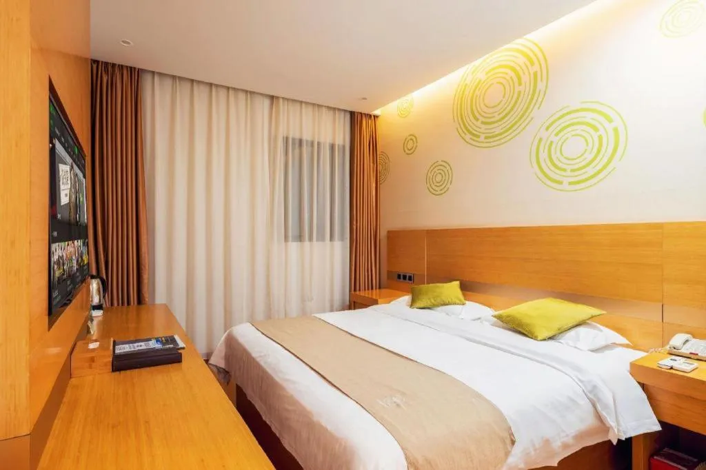 Bed in GreenTree Inn Suzhou Changshu North Haiyu Road Changhui Square Express Hotel