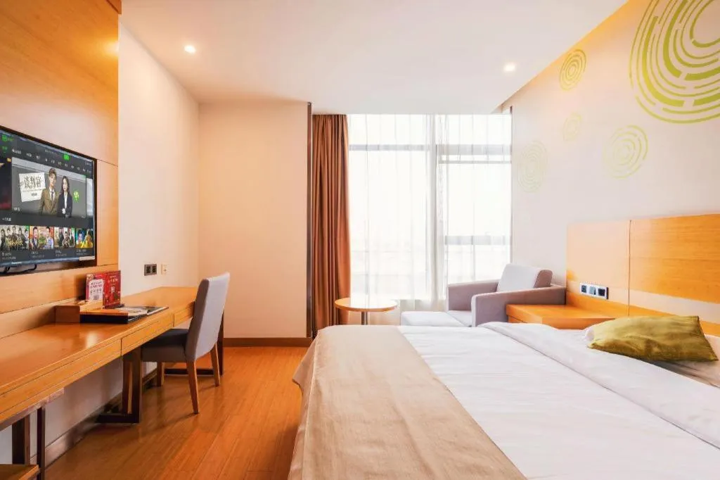 Bed in GreenTree Inn Suzhou Changshu North Haiyu Road Changhui Square Express Hotel
