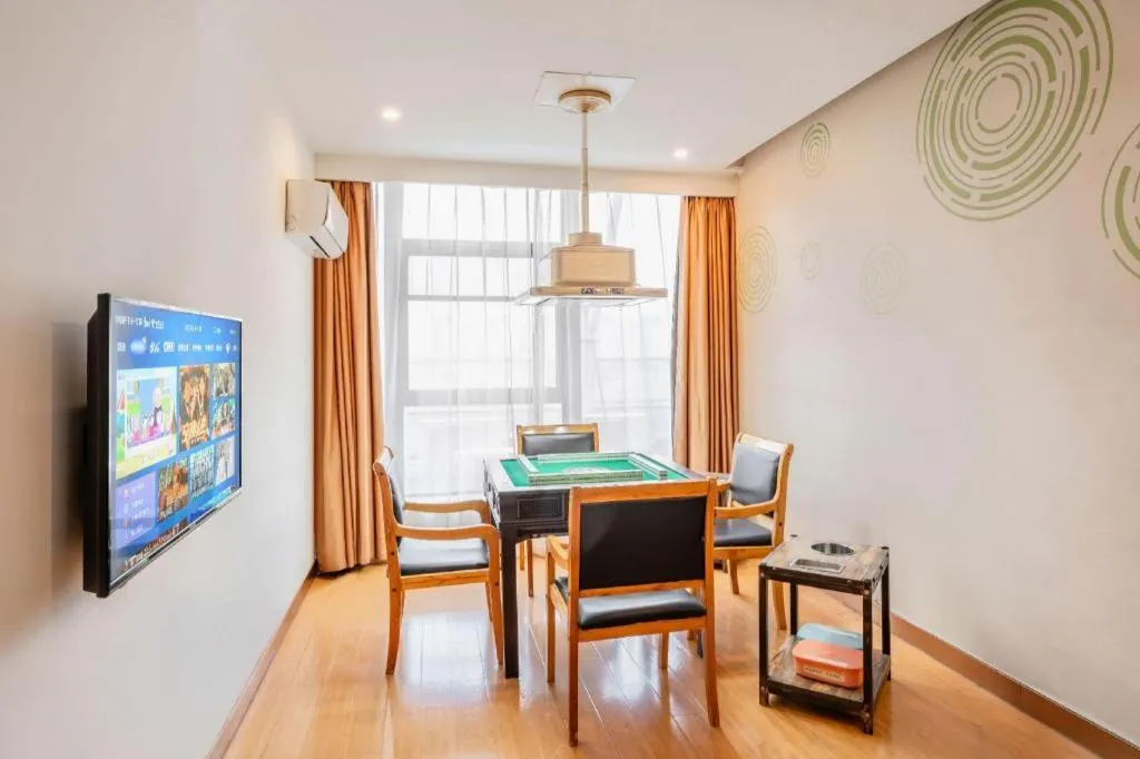 GreenTree Inn Suzhou Changshu North Haiyu Road Changhui Square Express Hotel