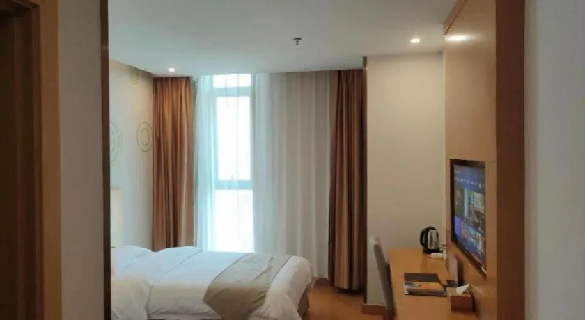 Bed in GreenTree Inn Suzhou Changshu North Haiyu Road Changhui Square Express Hotel