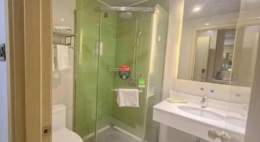 GreenTree Inn Suzhou Changshu North Haiyu Road Changhui Square Express Hotel