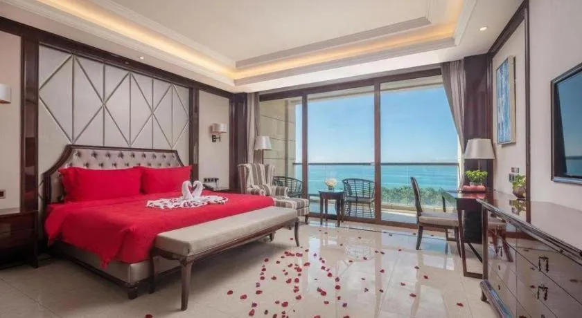 Bed in Jinsha Seaview Hotel Sanya