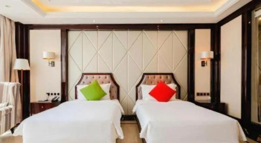 Bed in Jinsha Seaview Hotel Sanya