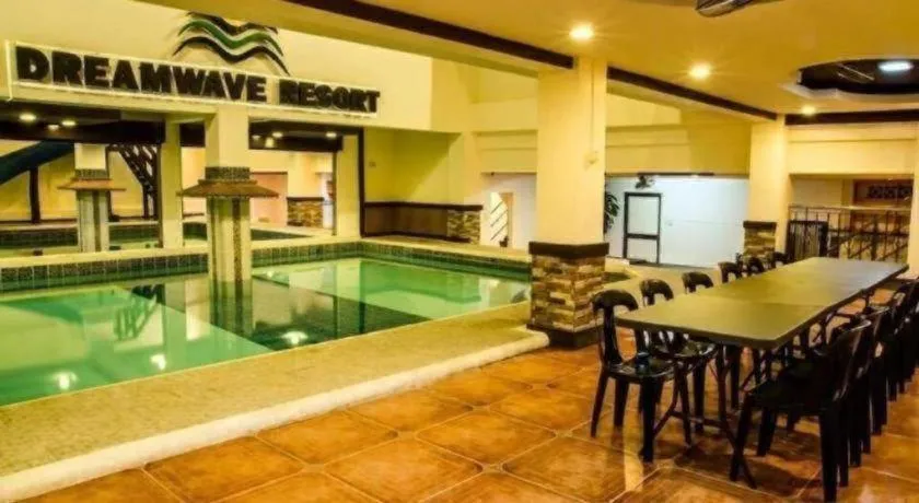 Dreamwave Resort Laguna