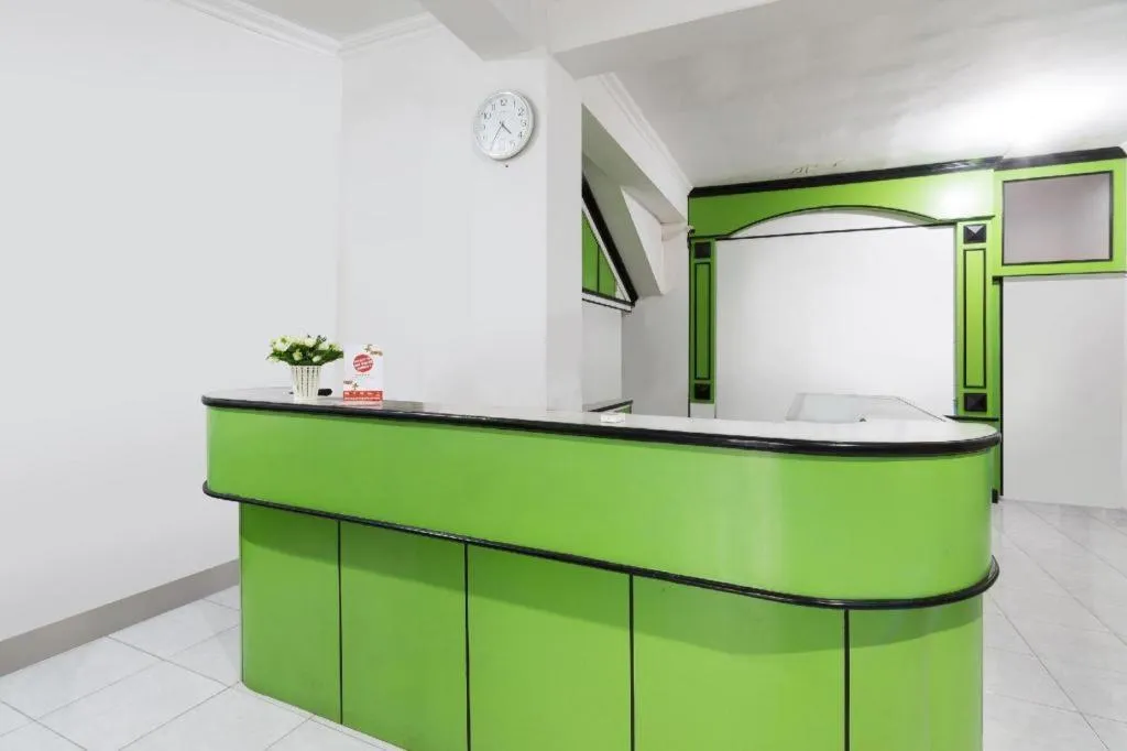 OYO 1242 Penginapan RB Syariah