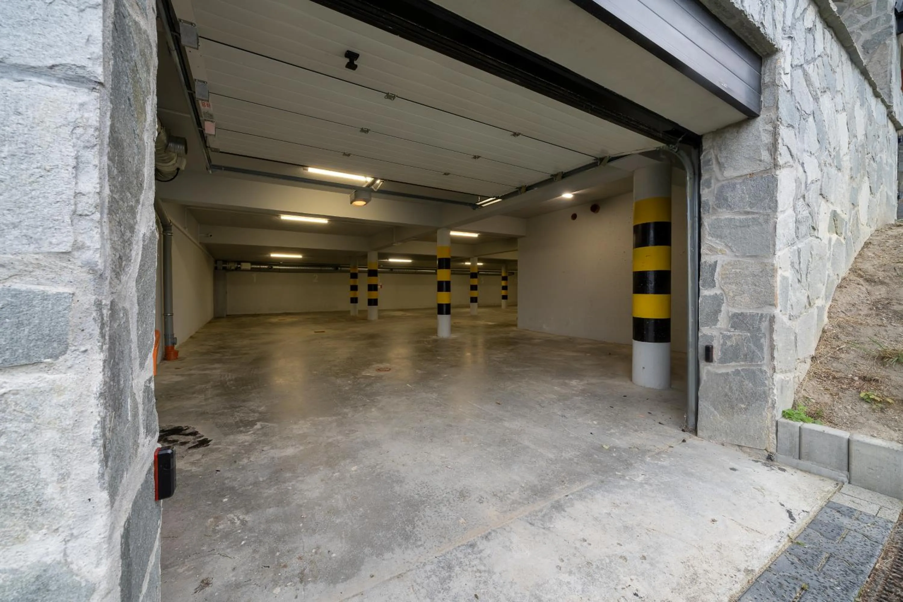 Parking in RentPlanet - Apartament Salwatoriańska