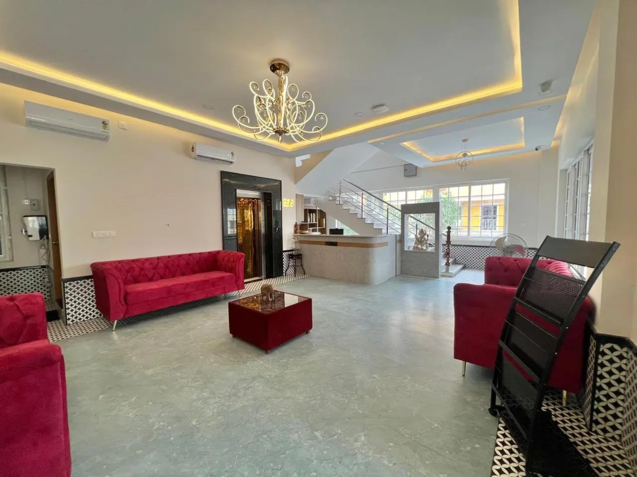 Lobby or reception in Hotel Sunlight