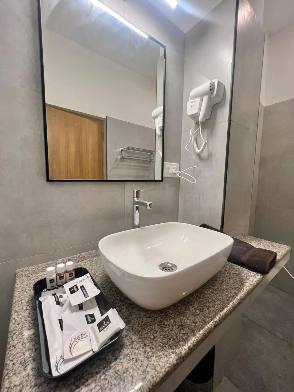 hair dryier in Hotel Sunlight