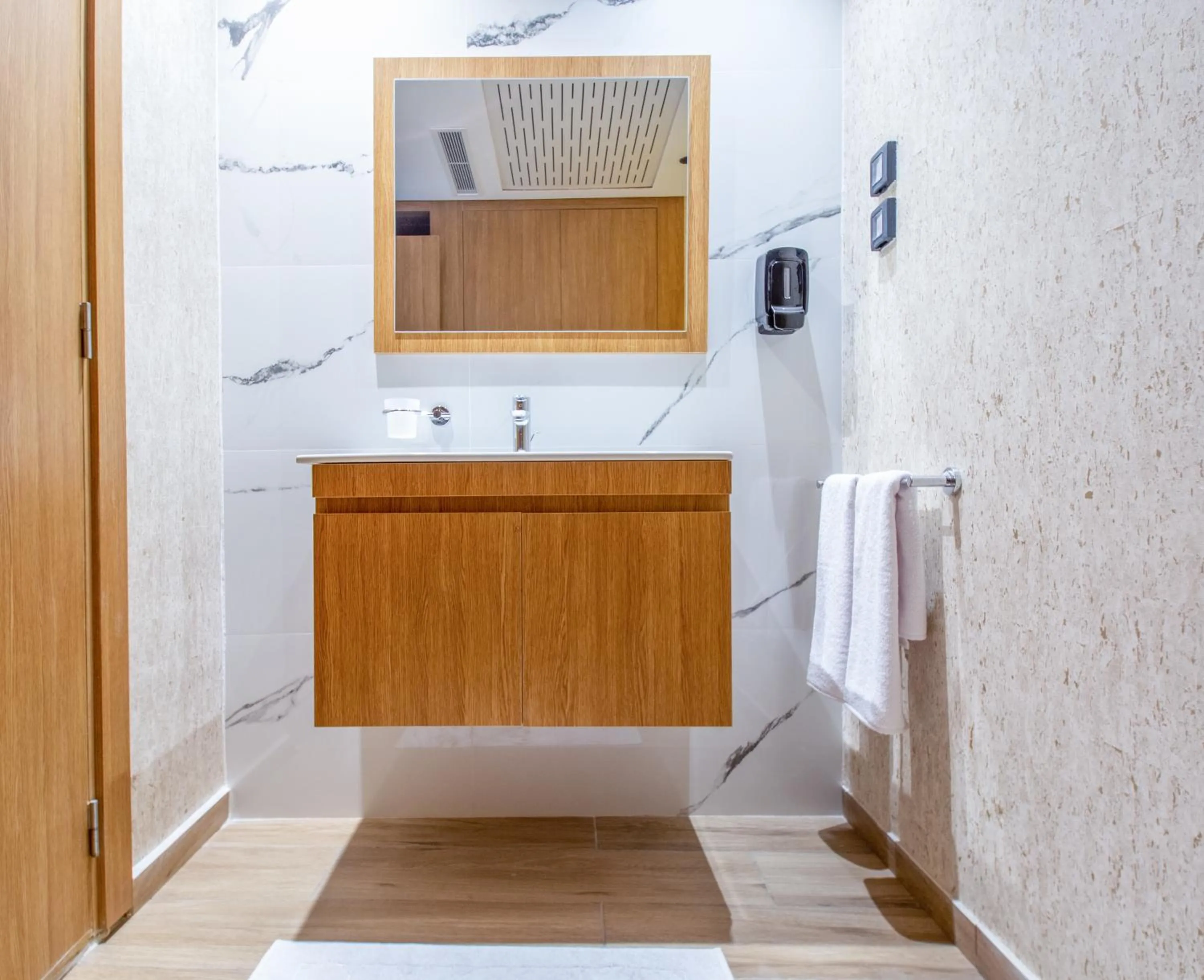 Bathroom in Kyriad Prestige City Center Tunis