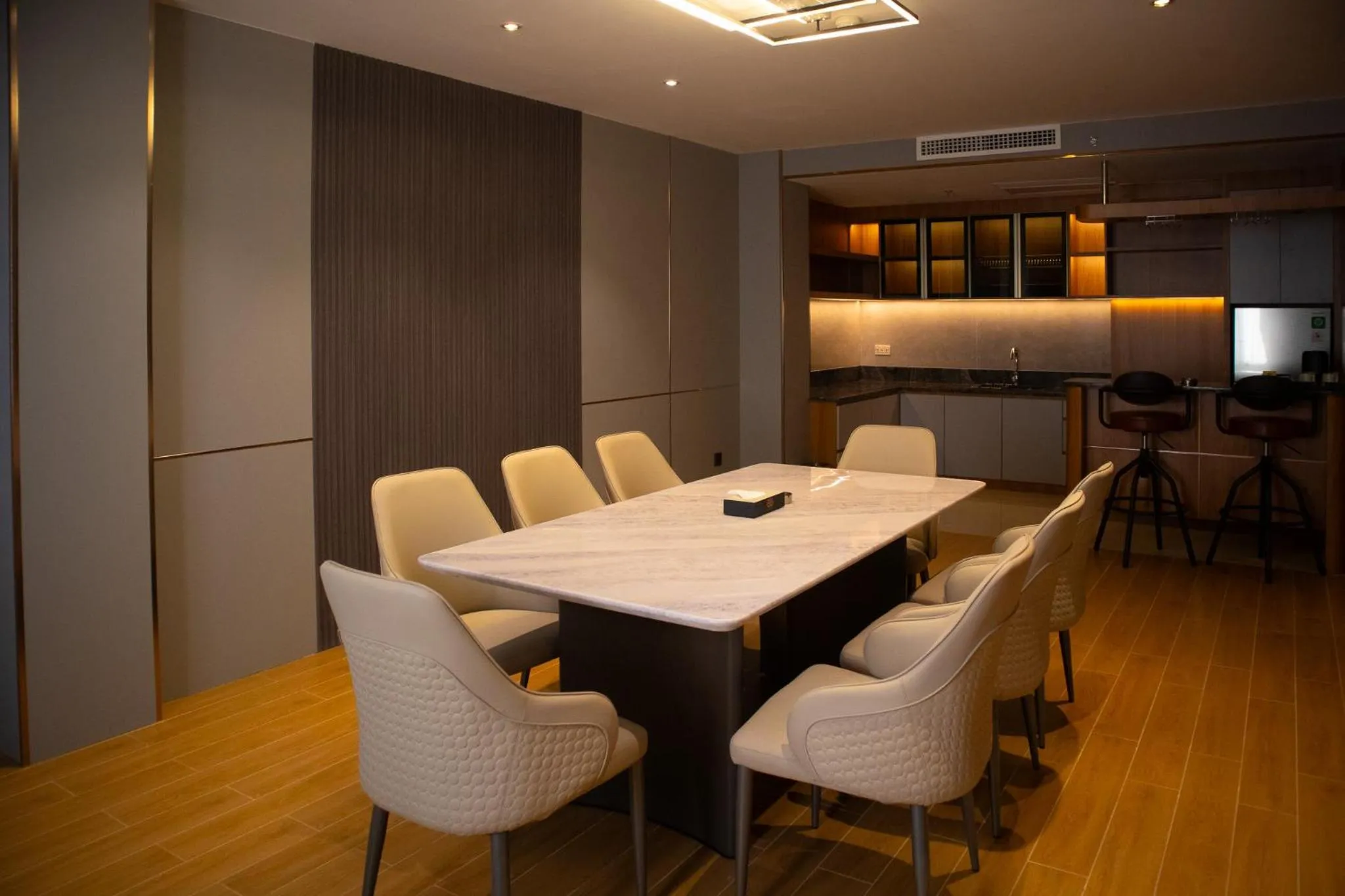 Aglow Hotel Harbor Bay Batam