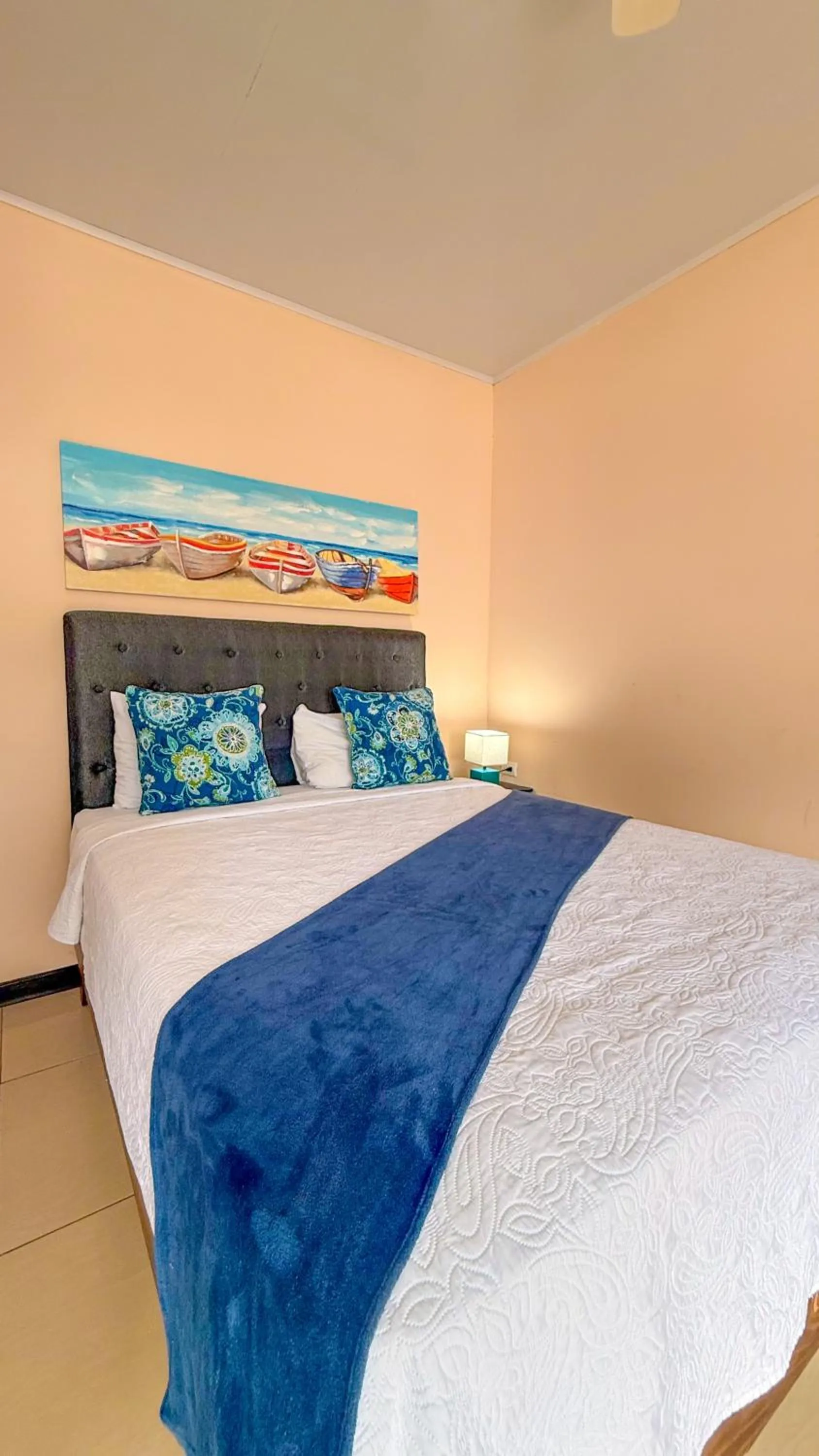 Bed in Hotel Beachfront Vista Hermosa