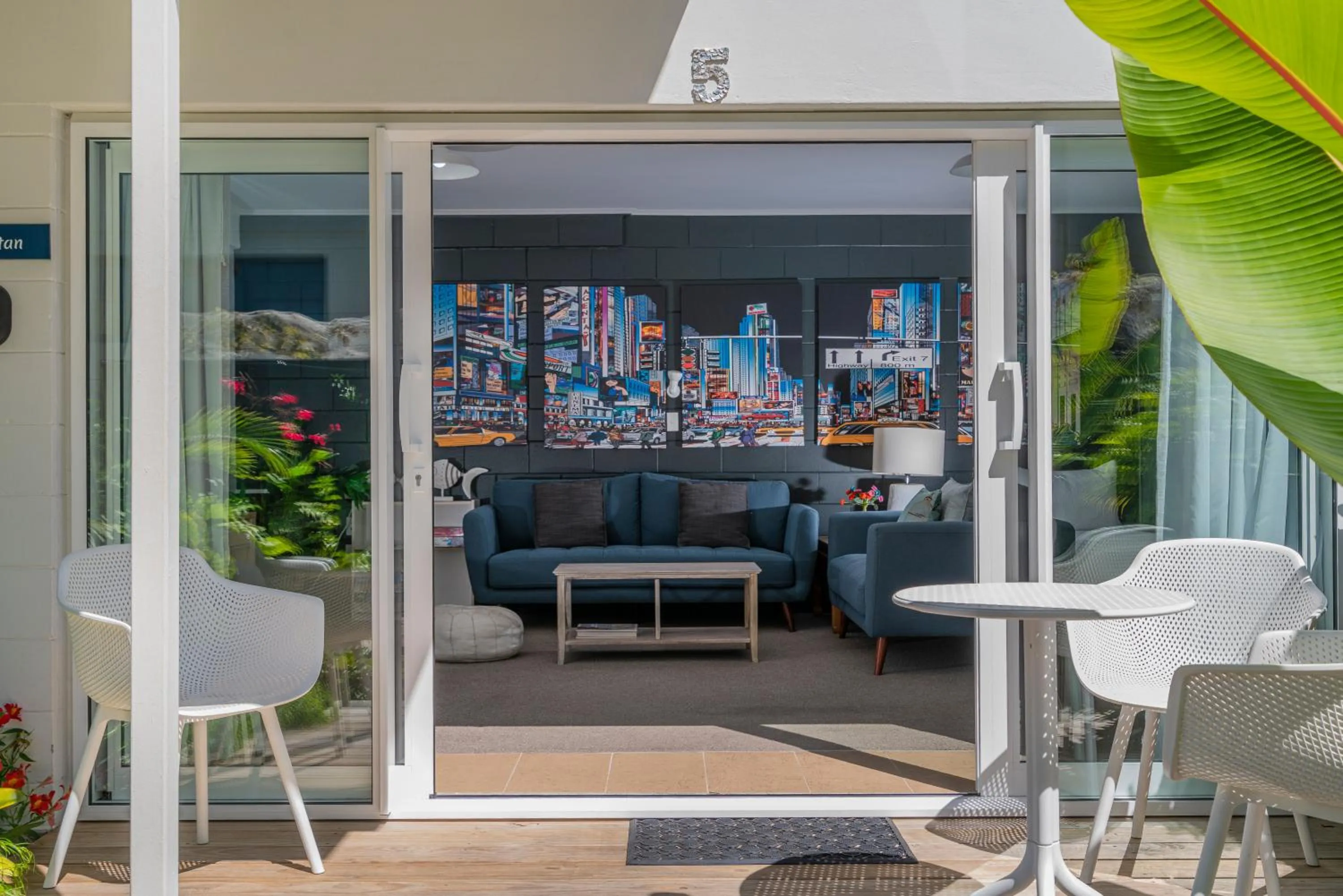 Living room in Oceans 88 Whitianga Coastal Suites