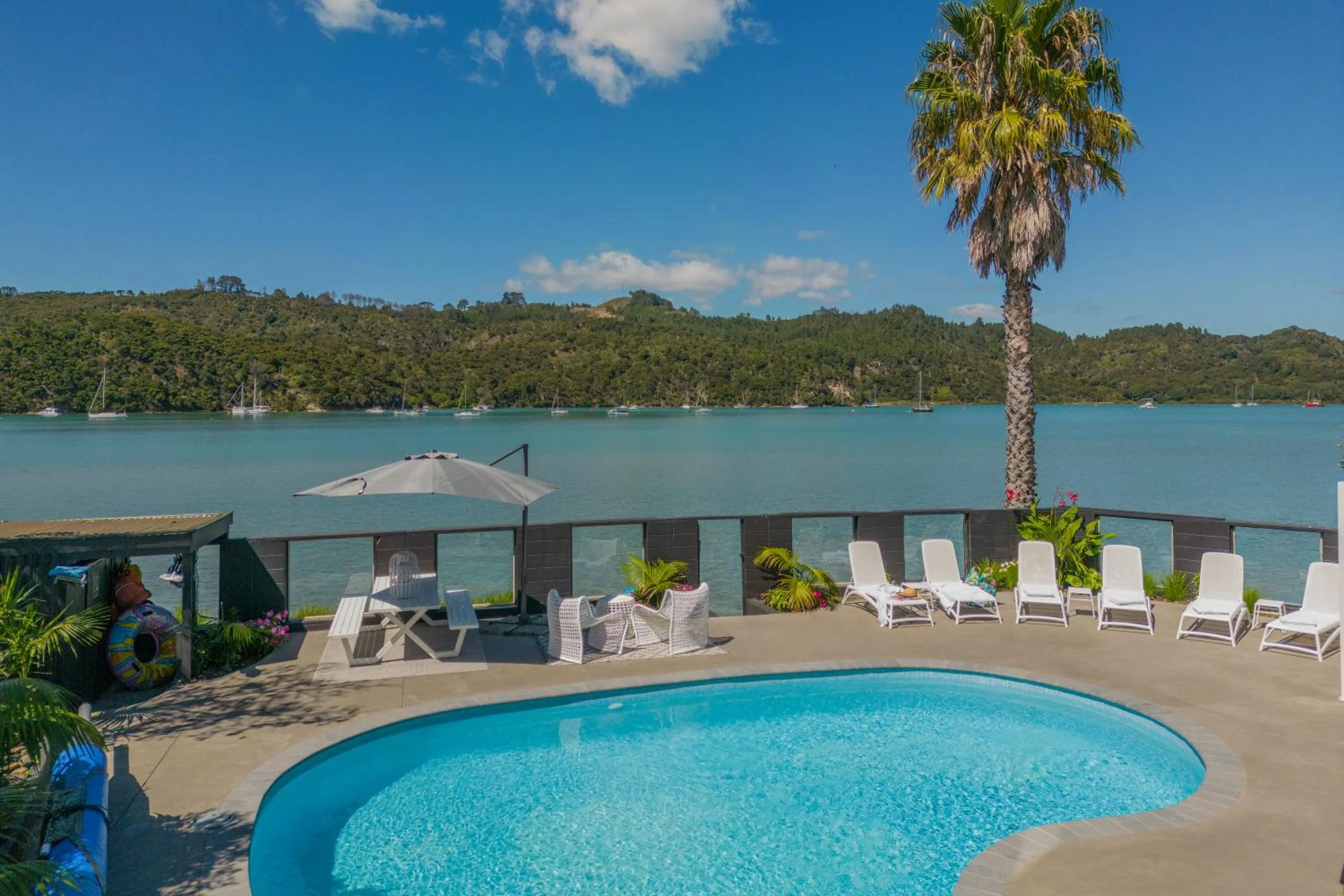 Oceans 88 Whitianga Coastal Suites