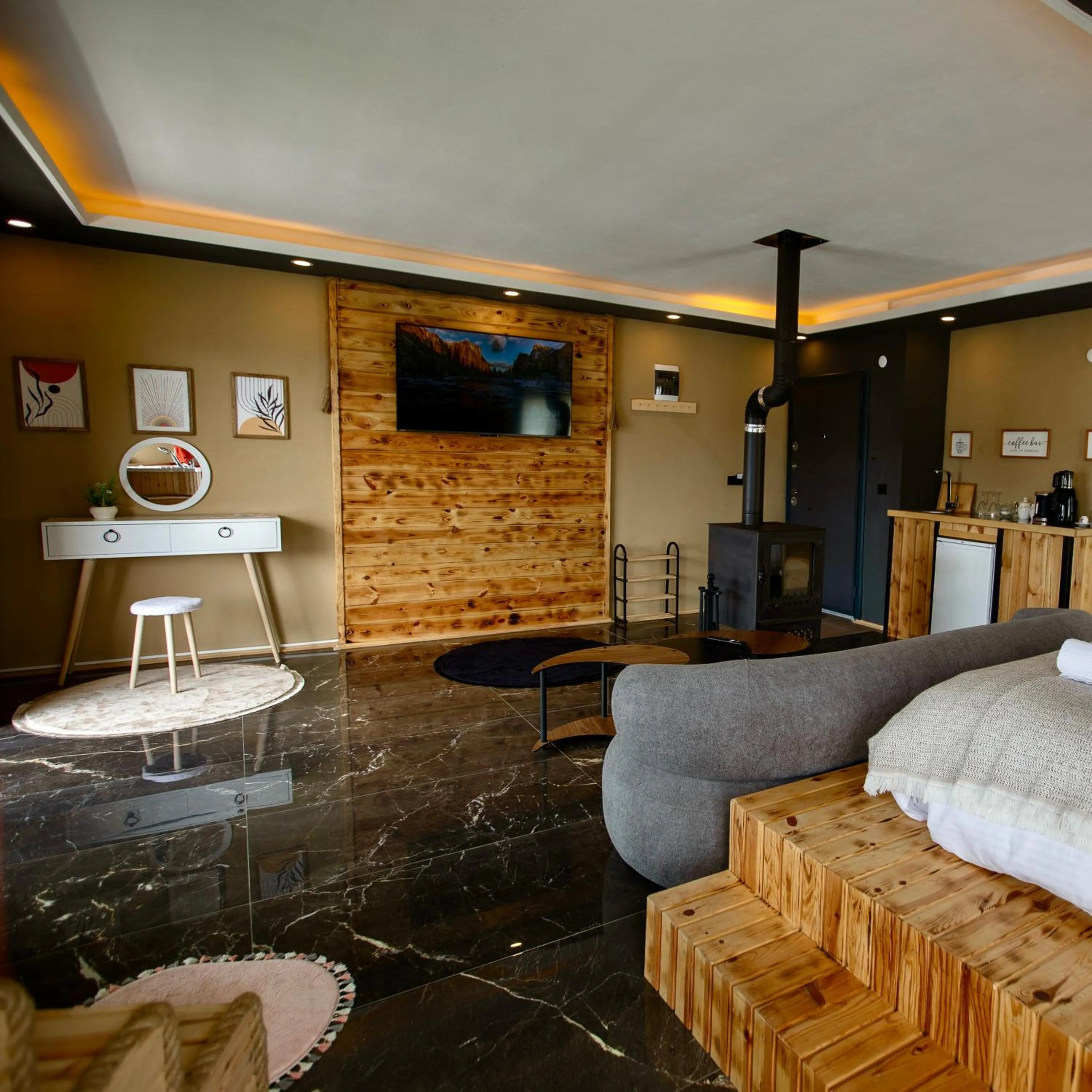 Photo of the whole room in Yaylamisun Suite Otel