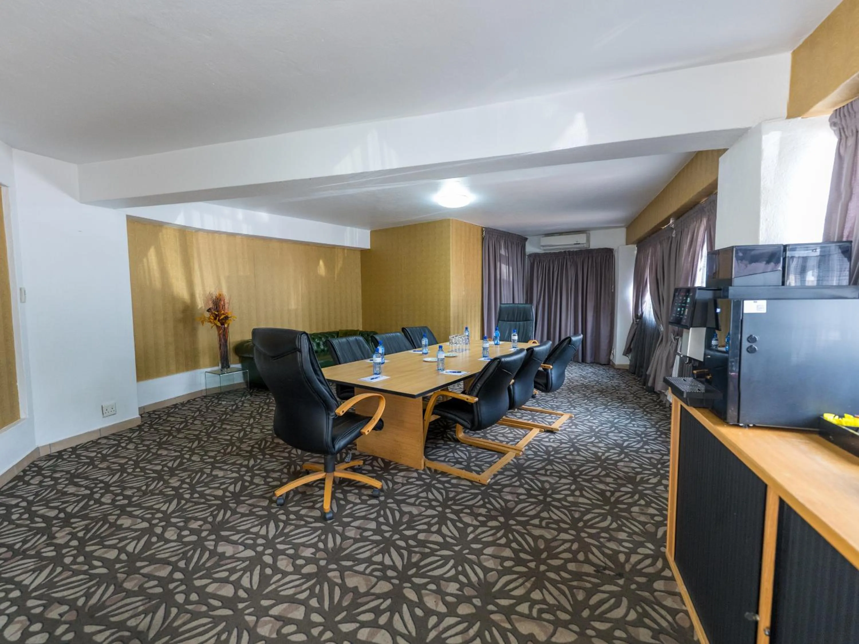 Meeting/conference room in ANEW Hotel & Convention Centre OR Tambo Johannesburg
