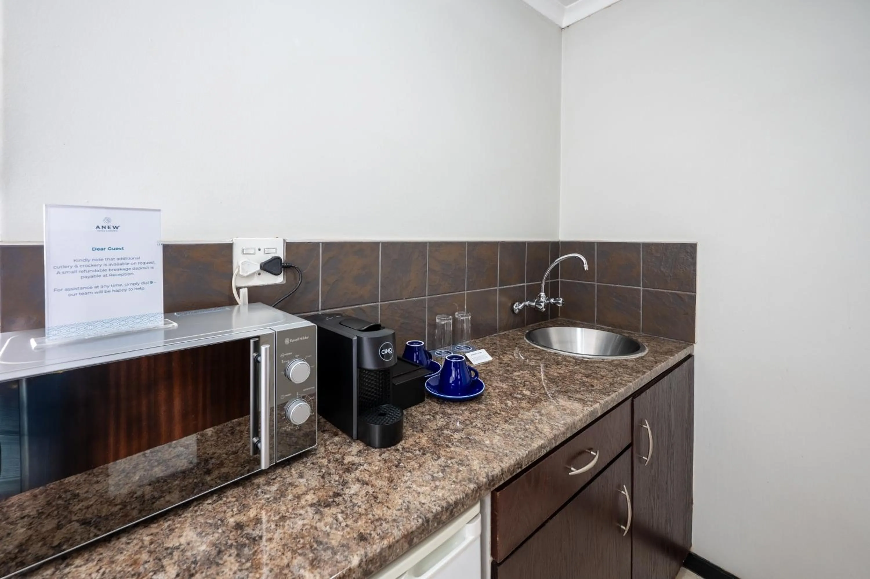 Coffee/tea facilities in ANEW Hotel & Convention Centre OR Tambo Johannesburg